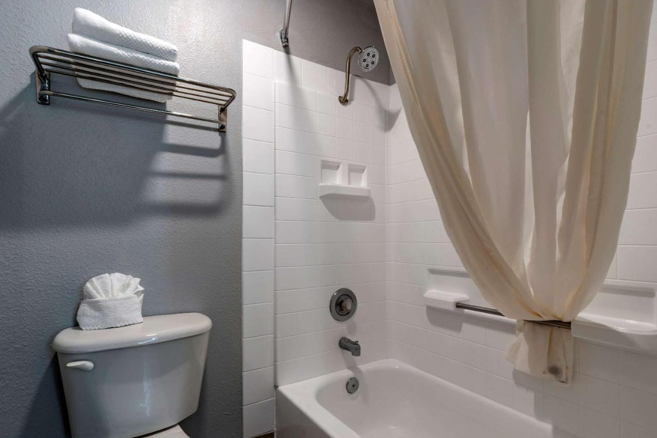 Quality Inn Madras Εξωτερικό φωτογραφία